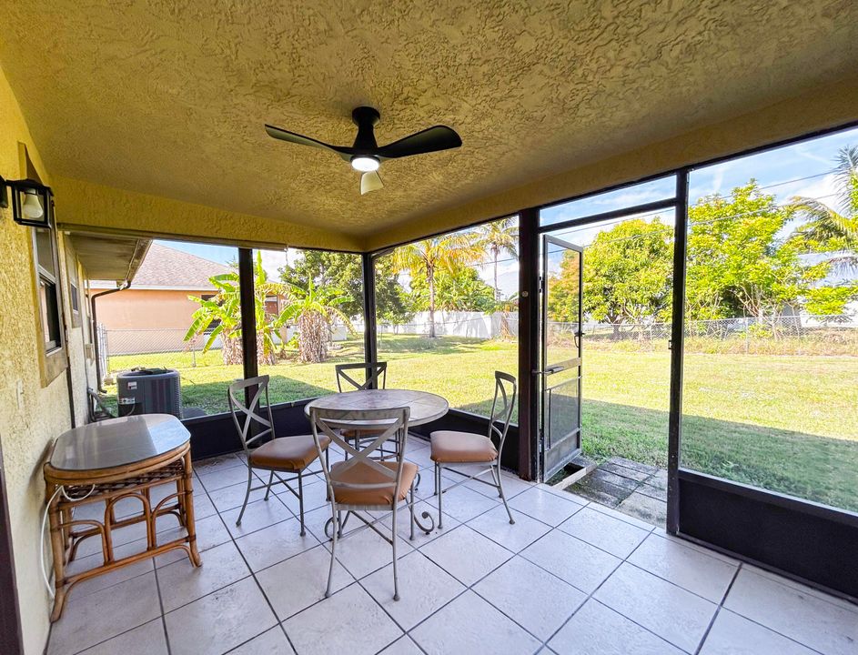 待售: $269,000 (2 贝兹, 2 浴室, 1120 平方英尺)