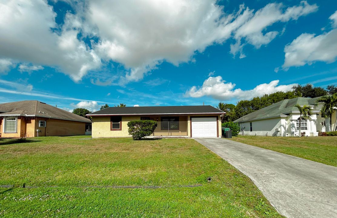 待售: $269,000 (2 贝兹, 2 浴室, 1120 平方英尺)