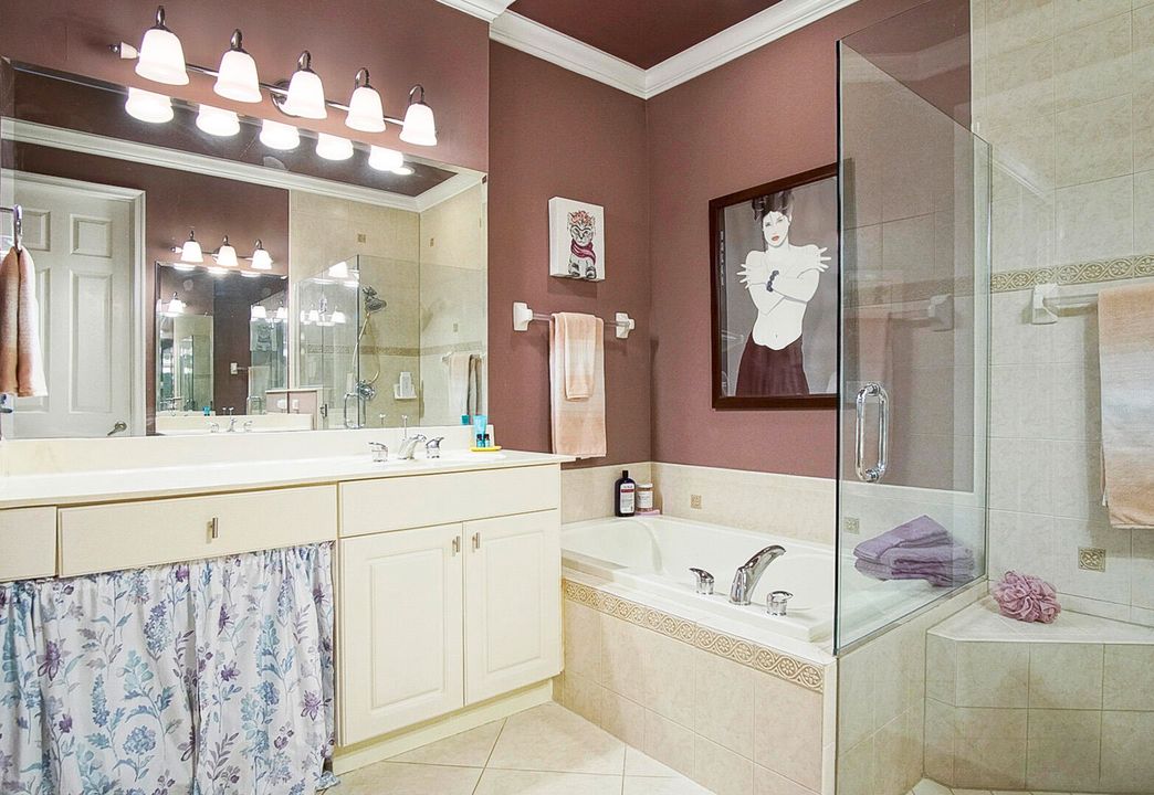 待售: $368,000 (2 贝兹, 2 浴室, 1751 平方英尺)