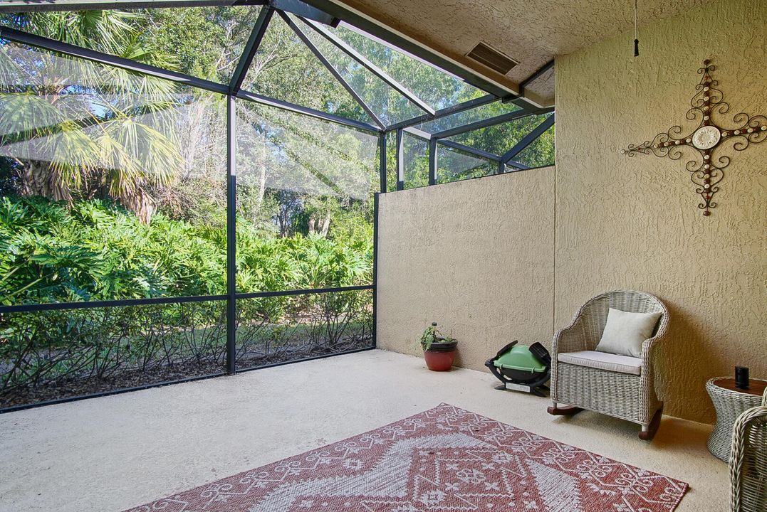 待售: $368,000 (2 贝兹, 2 浴室, 1751 平方英尺)