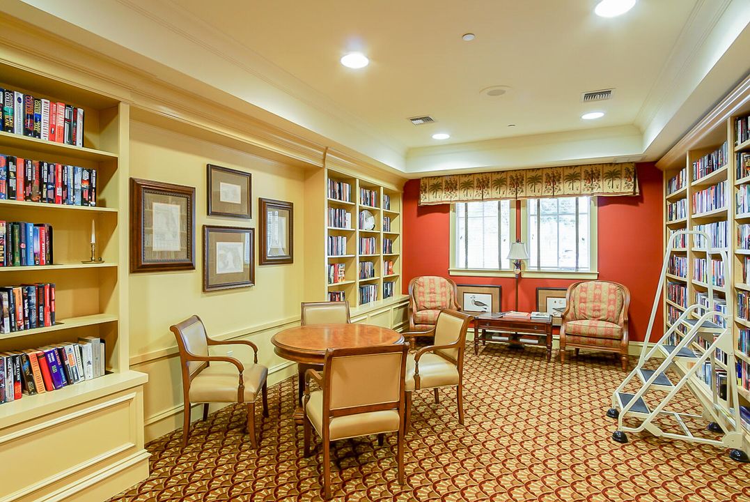 待售: $368,000 (2 贝兹, 2 浴室, 1751 平方英尺)