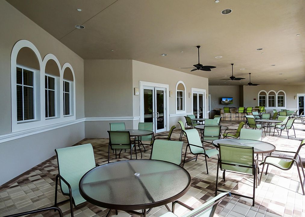 待售: $368,000 (2 贝兹, 2 浴室, 1751 平方英尺)