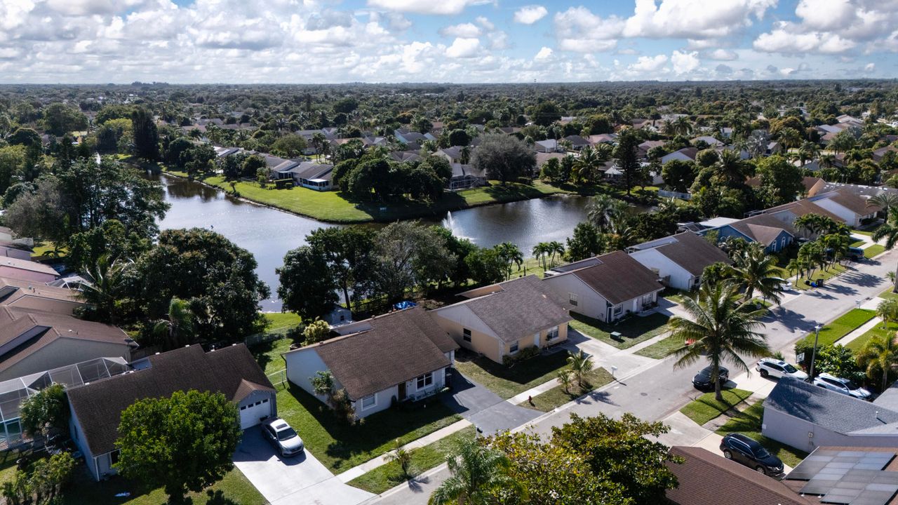 На продажу: $429,000 (3 спален, 2 ванн, 1453 Квадратных фут)