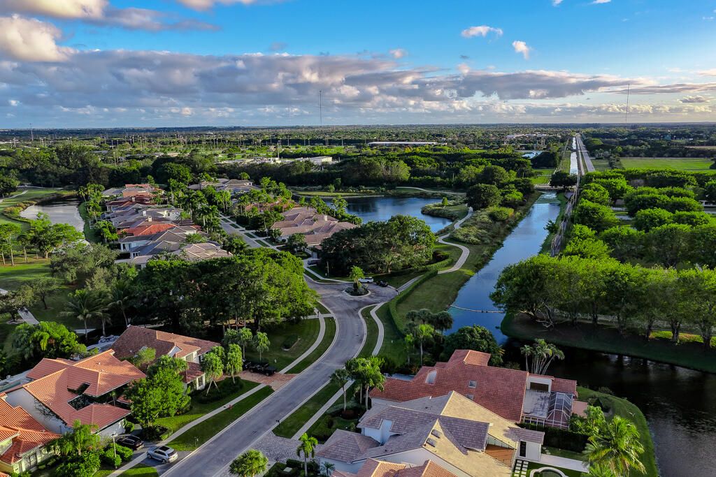 На продажу: $600,000 (0 спален, 0 ванн, 0 Квадратных фут)