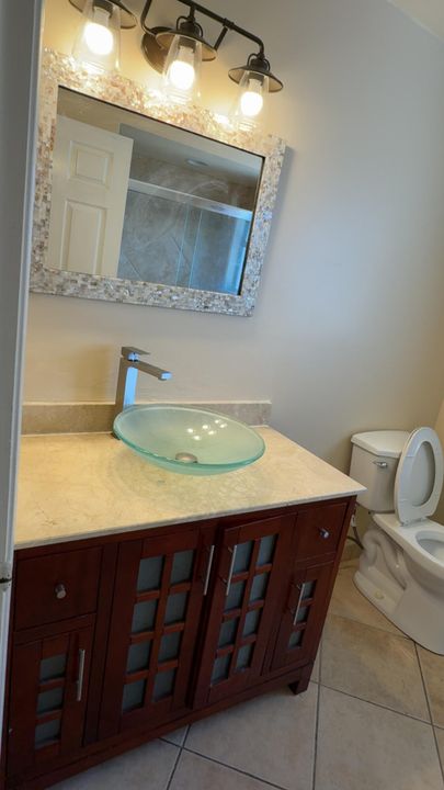 For Rent: $3,750 (4 beds, 2 baths, 2186 Square Feet)