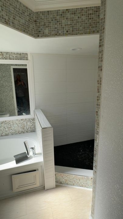 For Rent: $3,750 (4 beds, 2 baths, 2186 Square Feet)