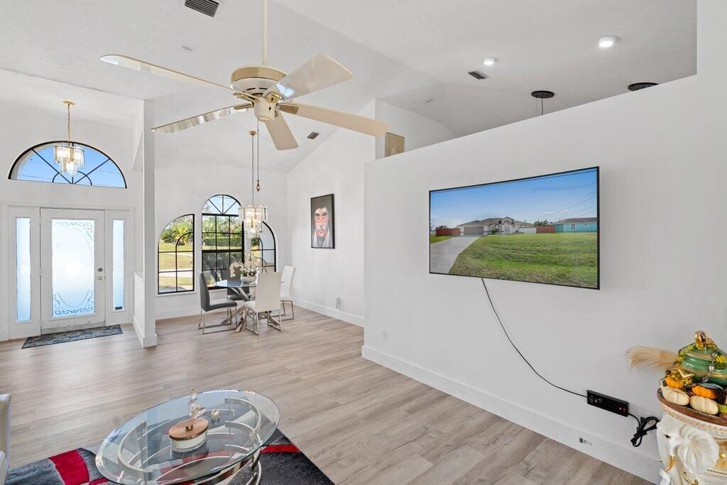 На продажу: $495,000 (3 спален, 3 ванн, 1828 Квадратных фут)