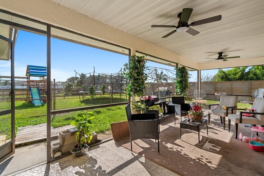 На продажу: $495,000 (3 спален, 3 ванн, 1828 Квадратных фут)