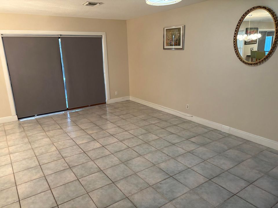 For Rent: $3,750 (4 beds, 2 baths, 2186 Square Feet)