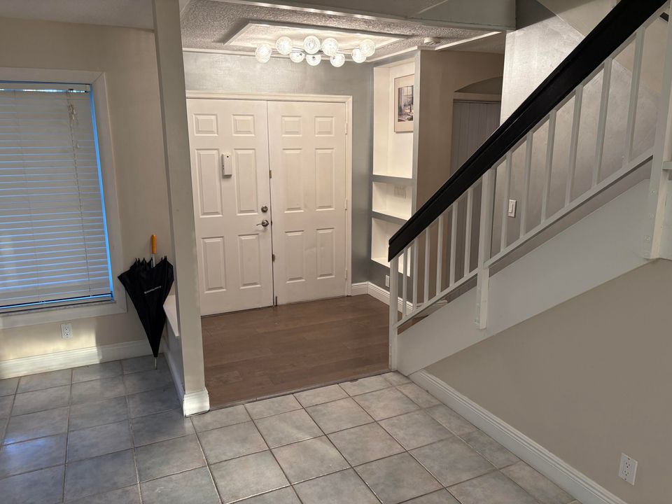 For Rent: $3,750 (4 beds, 2 baths, 2186 Square Feet)