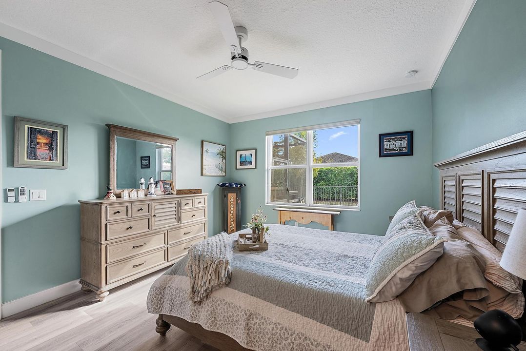 待售: $404,900 (2 贝兹, 2 浴室, 1355 平方英尺)