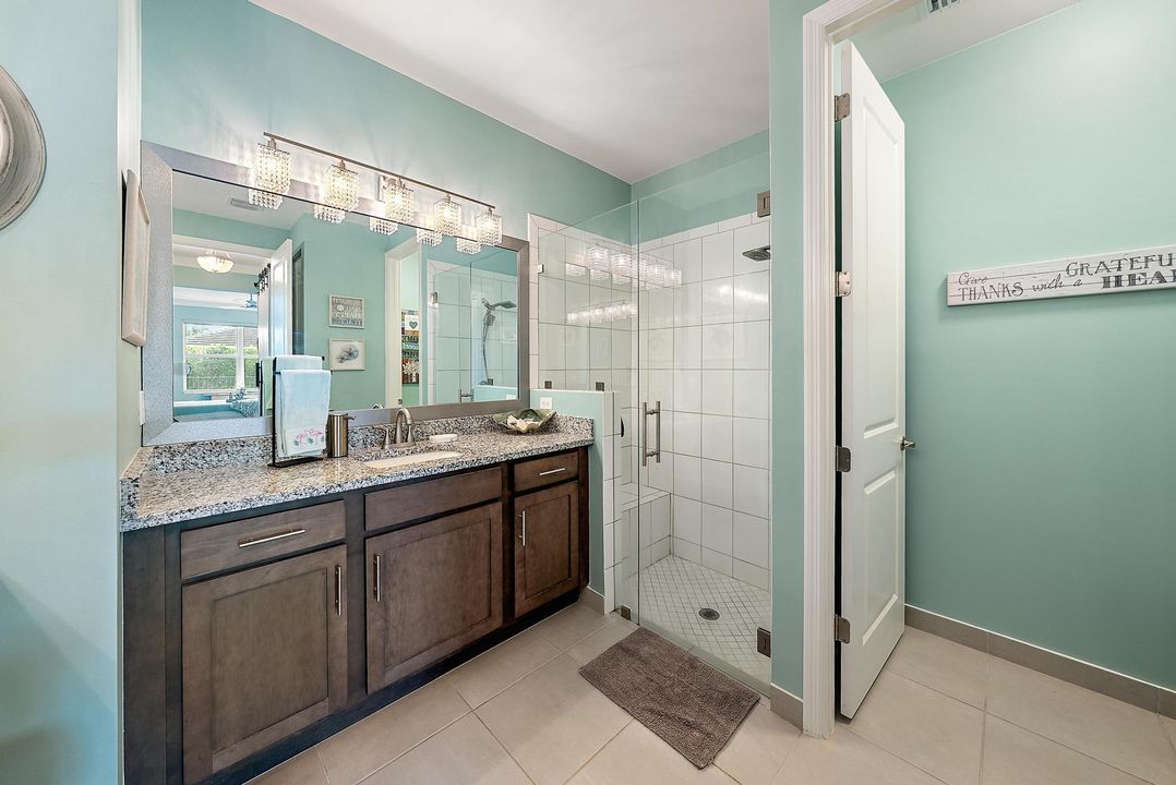 待售: $404,900 (2 贝兹, 2 浴室, 1355 平方英尺)