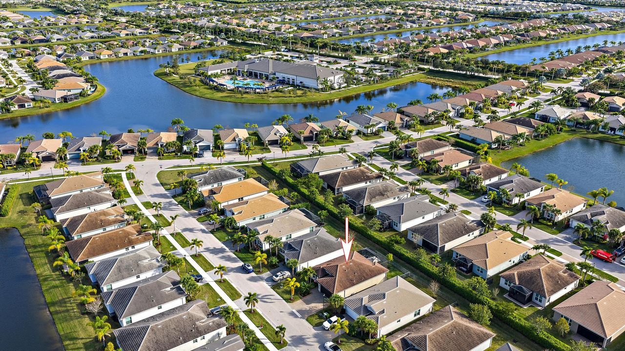 待售: $404,900 (2 贝兹, 2 浴室, 1355 平方英尺)