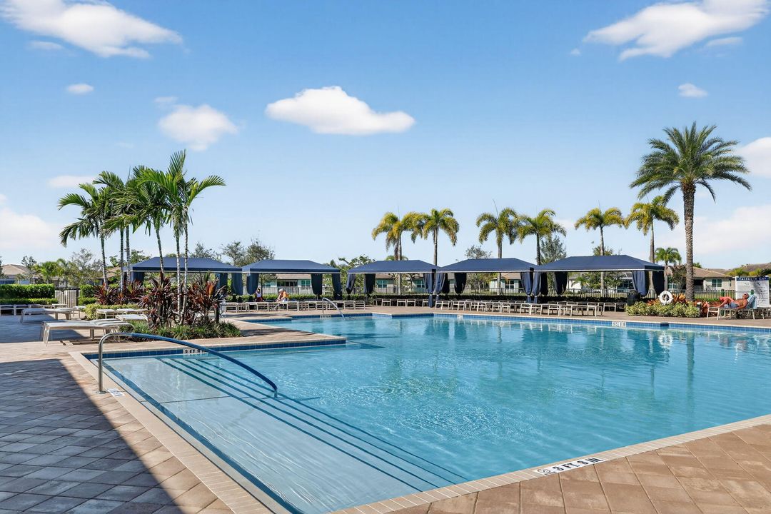 待售: $404,900 (2 贝兹, 2 浴室, 1355 平方英尺)