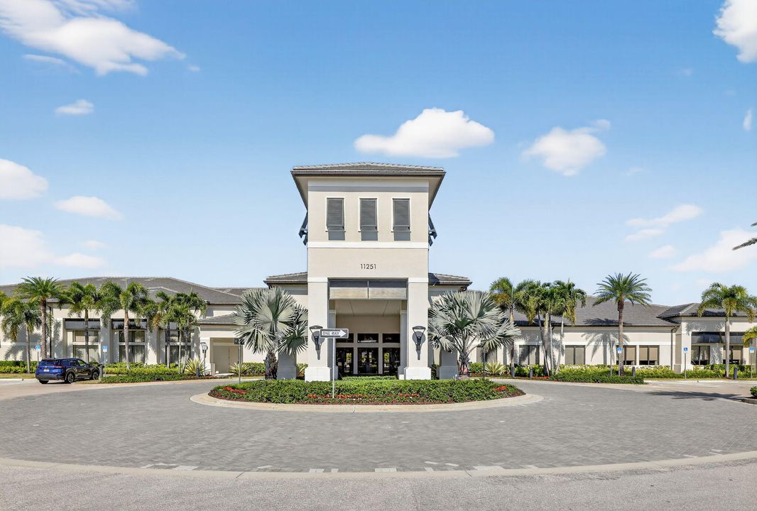 待售: $404,900 (2 贝兹, 2 浴室, 1355 平方英尺)