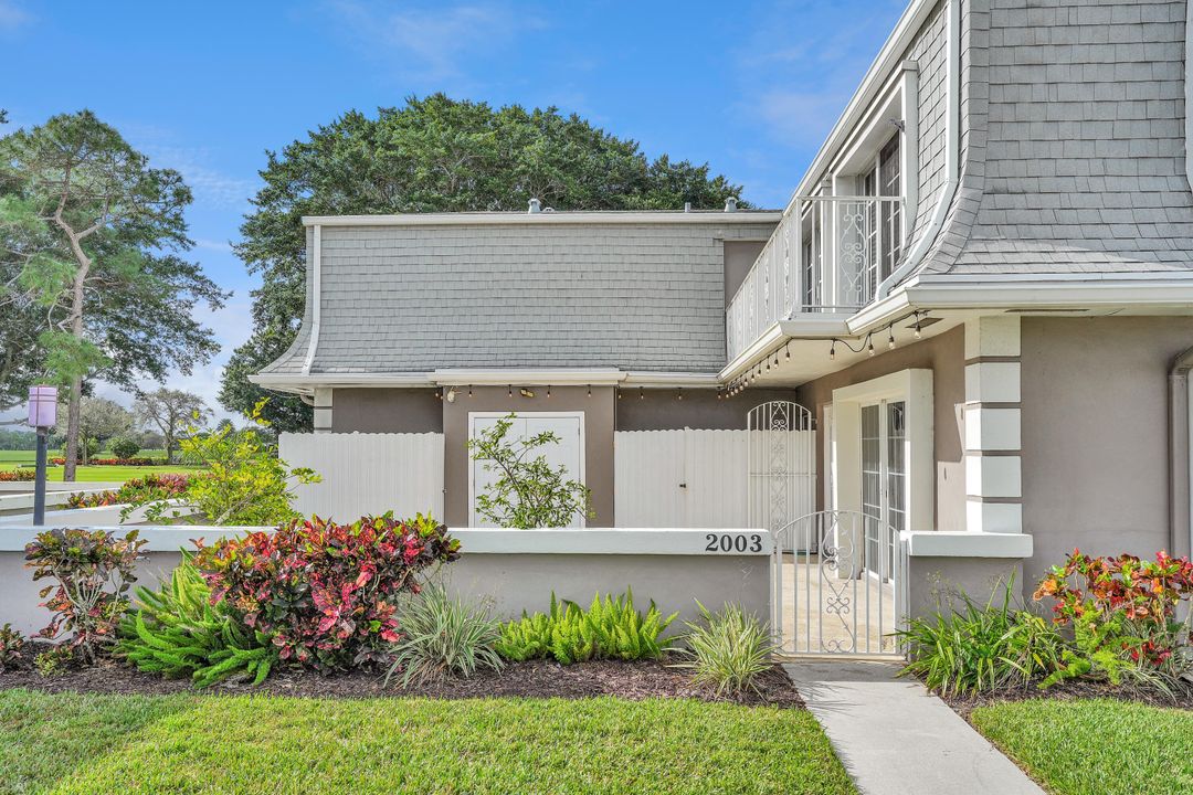 For Sale: $400,000 (3 beds, 2 baths, 1848 Square Feet)