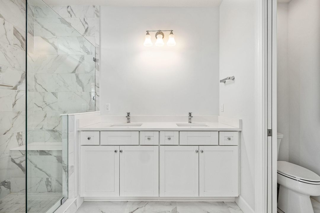 待售: $2,390,000 (6 贝兹, 4 浴室, 4553 平方英尺)