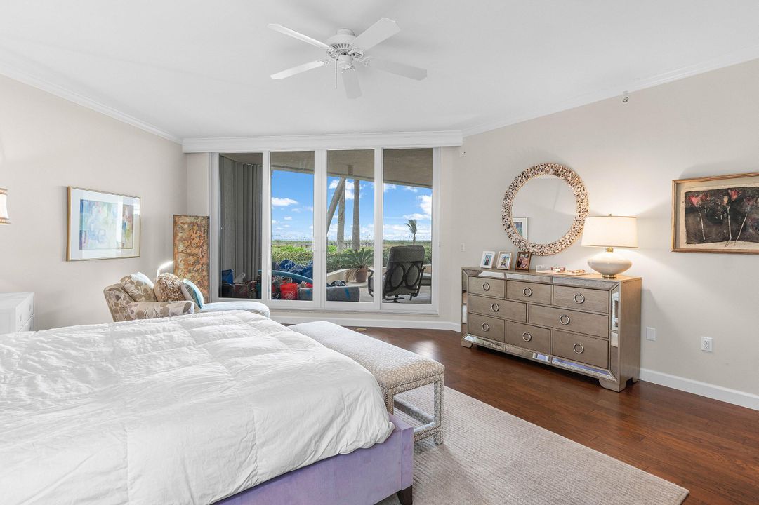 For Sale: $2,900,000 (3 beds, 3 baths, 2631 Square Feet)