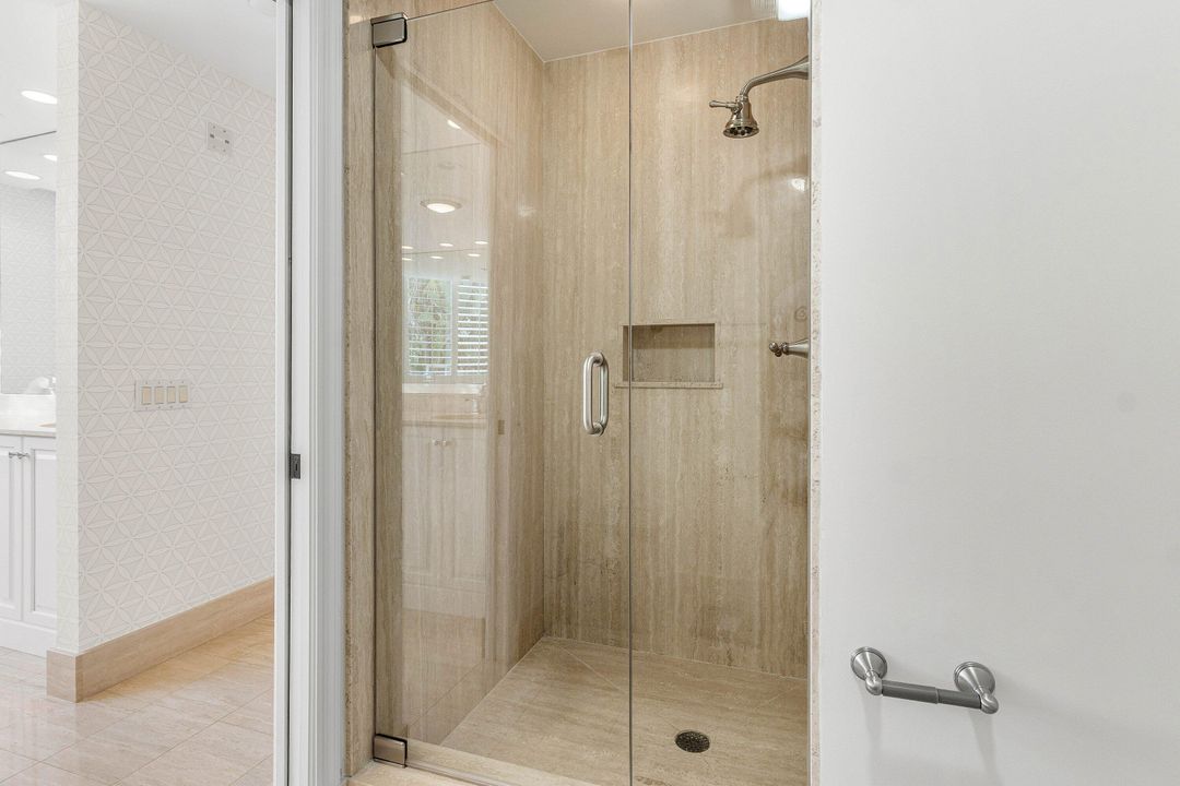 For Sale: $2,900,000 (3 beds, 3 baths, 2631 Square Feet)