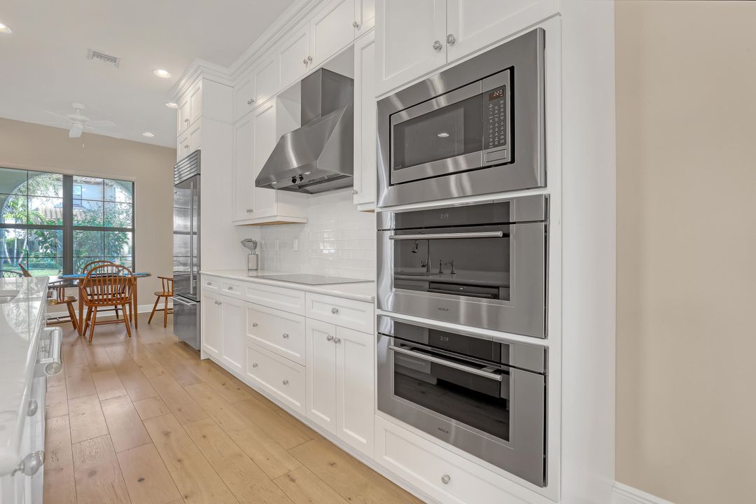 For Sale: $1,489,000 (3 beds, 3 baths, 2966 Square Feet)