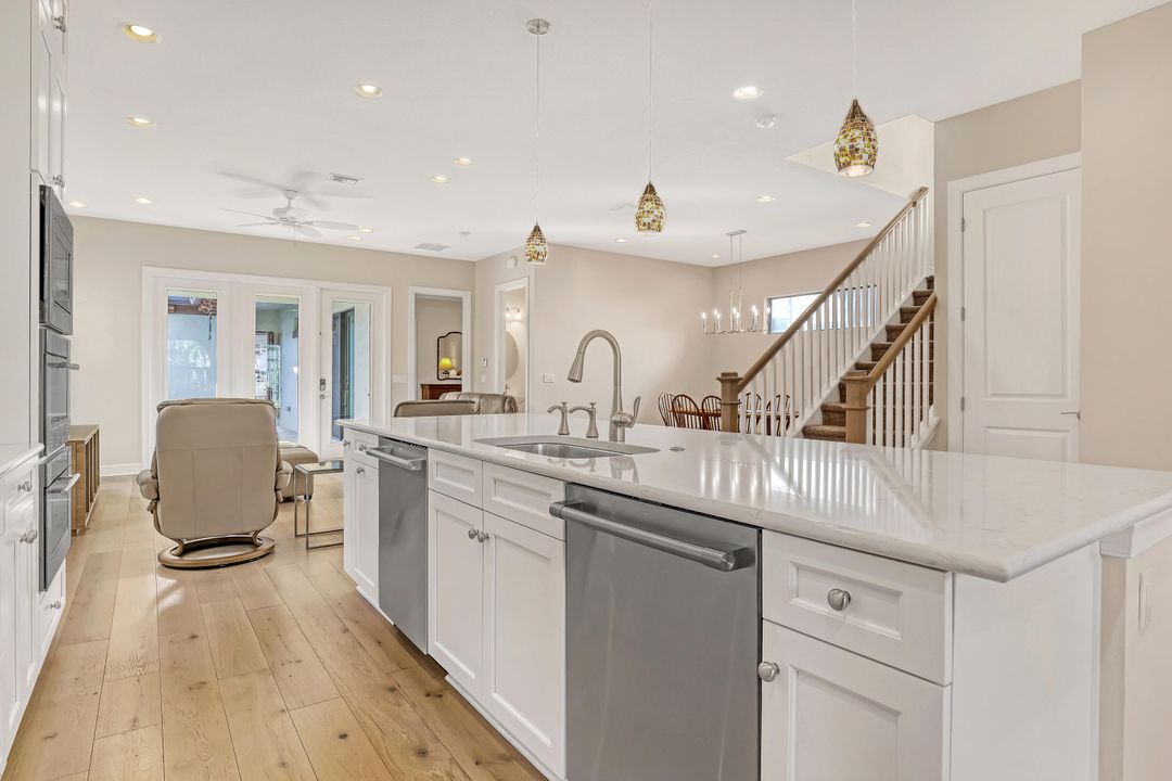 For Sale: $1,489,000 (3 beds, 3 baths, 2966 Square Feet)