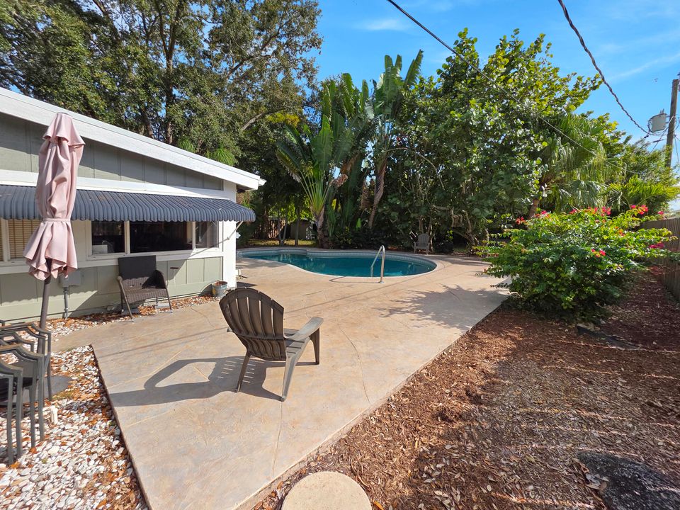 На продажу: $299,000 (3 спален, 2 ванн, 1337 Квадратных фут)