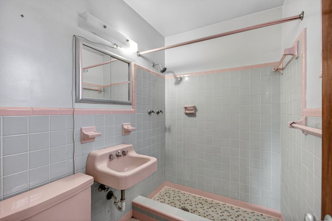 На продажу: $350,000 (3 спален, 2 ванн, 1371 Квадратных фут)