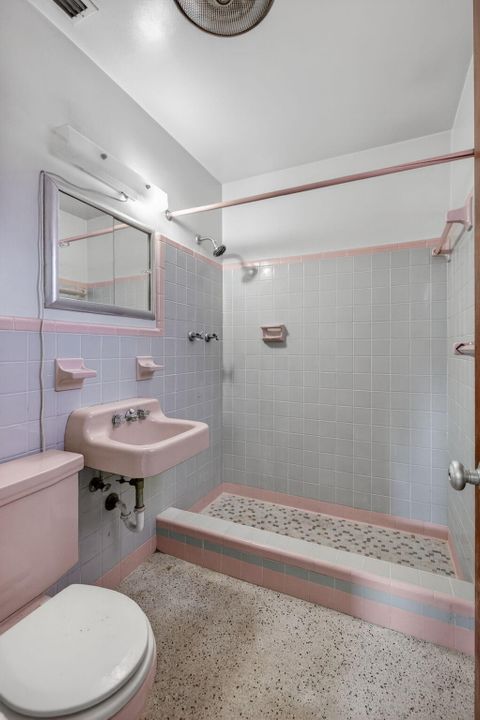 На продажу: $350,000 (3 спален, 2 ванн, 1371 Квадратных фут)