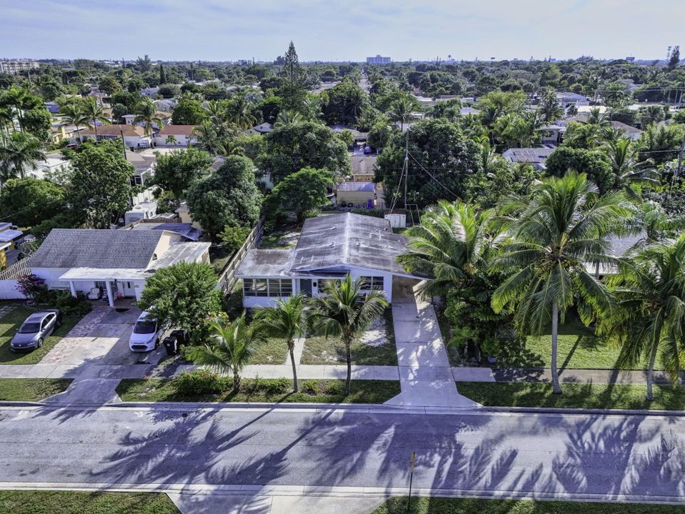 На продажу: $350,000 (3 спален, 2 ванн, 1371 Квадратных фут)