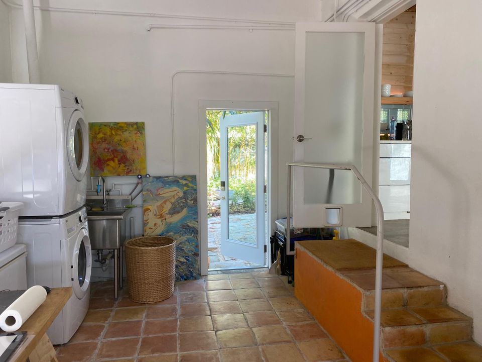 待售: $979,850 (2 贝兹, 2 浴室, 1223 平方英尺)