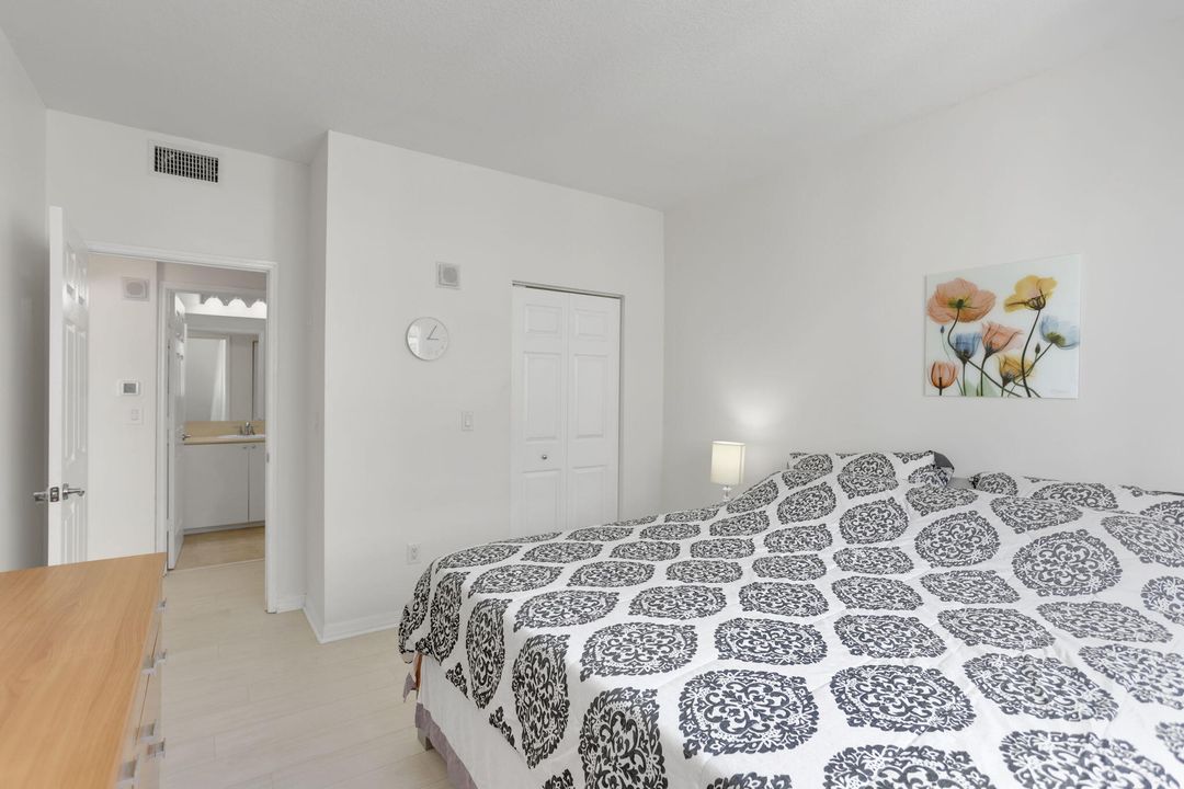 В аренду: $2,300 (1 спален, 1 ванн, 660 Квадратных фут)