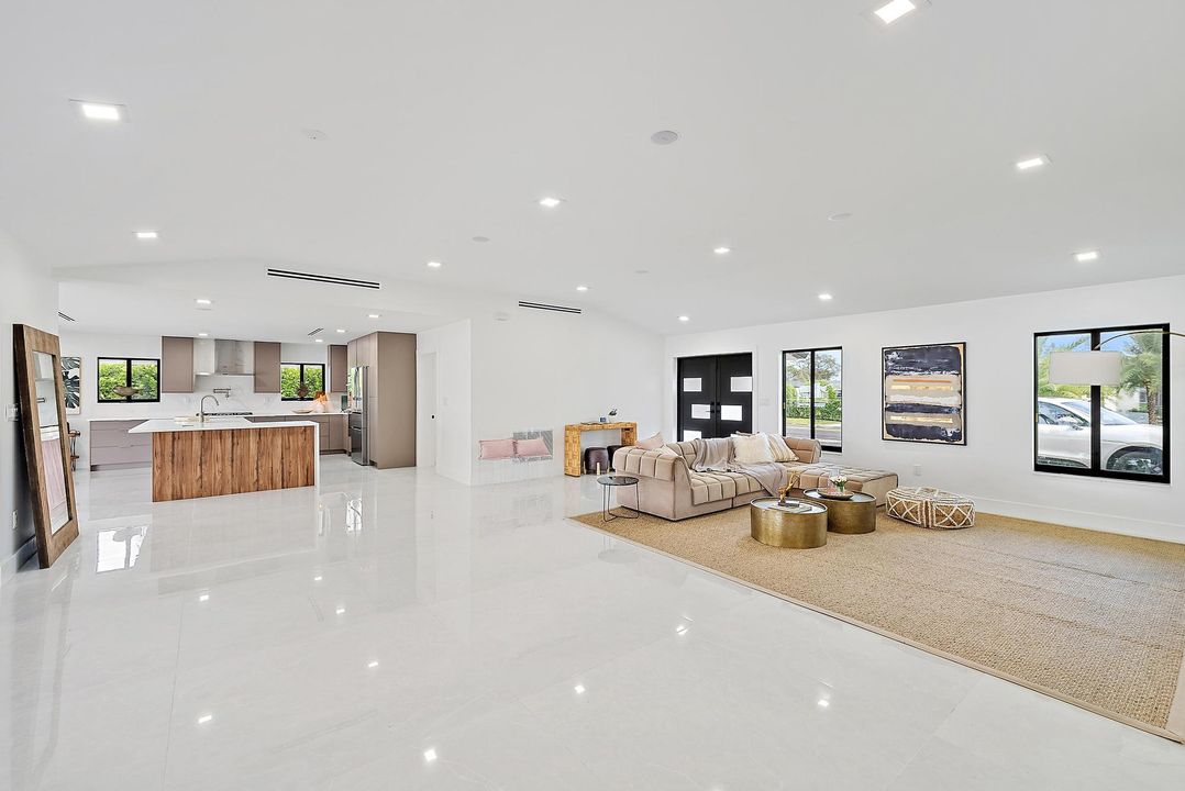 待售: $1,880,000 (3 贝兹, 3 浴室, 2150 平方英尺)