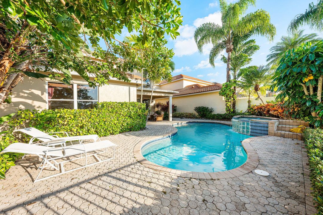 En Venta: $1,329,000 (3 camas, 2 baños, 2492 Pies cuadrados)