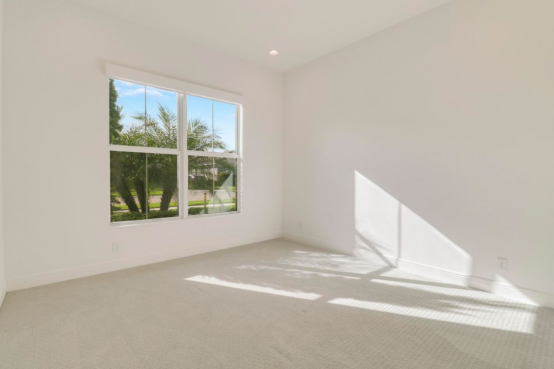 На продажу: $1,097,000 (2 спален, 2 ванн, 2409 Квадратных фут)