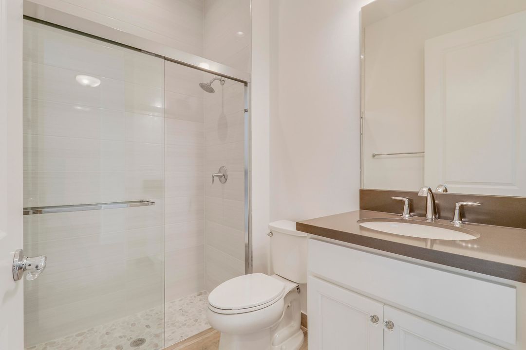 На продажу: $1,097,000 (2 спален, 2 ванн, 2409 Квадратных фут)