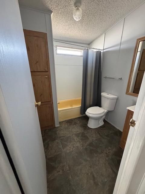 For Rent: $1,000 (2 beds, 2 baths, 835 Square Feet)