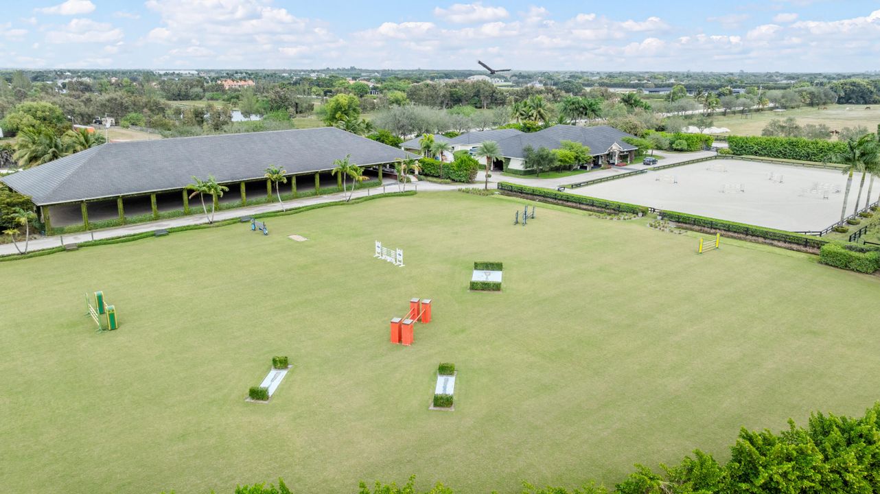 На продажу: $10,975,000 (11 спален, 8 ванн, 5981 Квадратных фут)