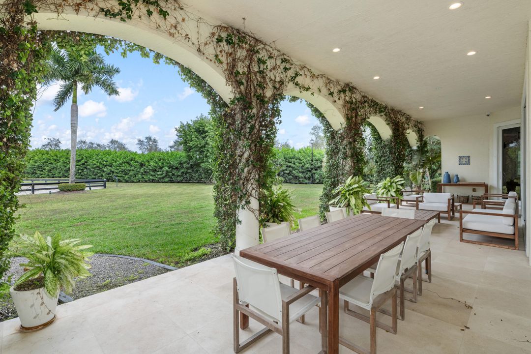 На продажу: $10,975,000 (11 спален, 8 ванн, 5981 Квадратных фут)