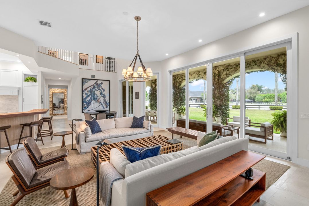 На продажу: $10,975,000 (11 спален, 8 ванн, 5981 Квадратных фут)