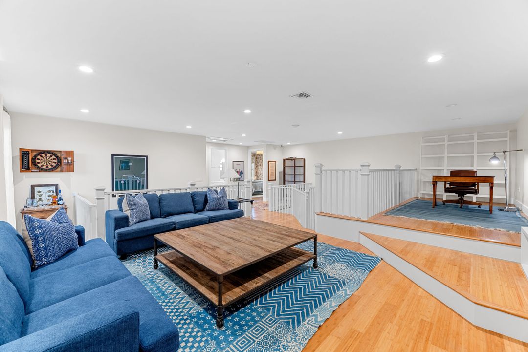 На продажу: $10,975,000 (11 спален, 8 ванн, 5981 Квадратных фут)