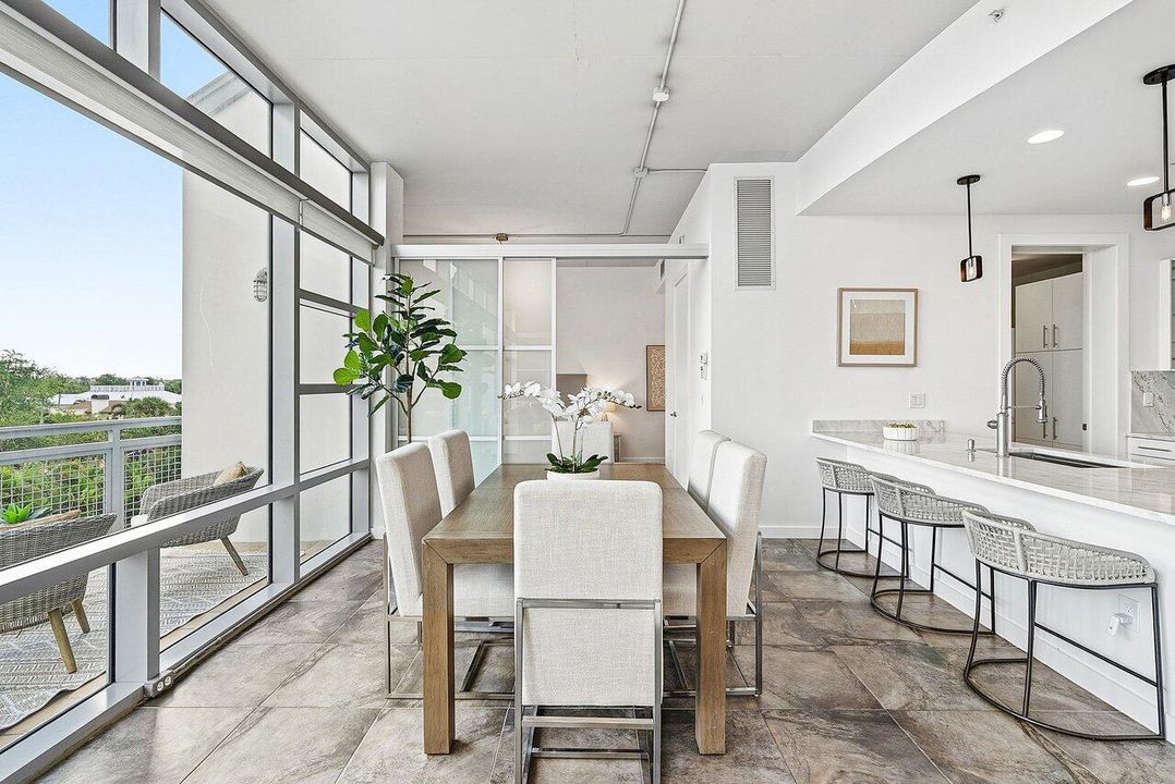 For Sale: $1,199,000 (2 beds, 2 baths, 1343 Square Feet)