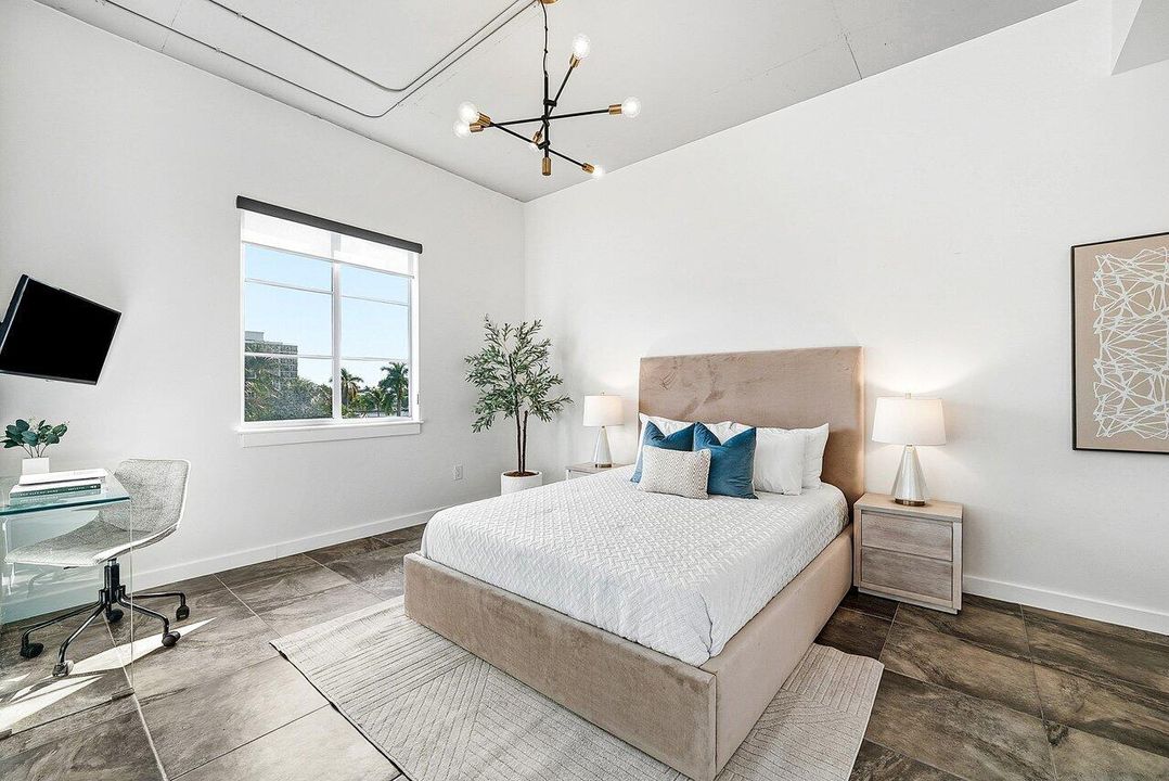 For Sale: $1,199,000 (2 beds, 2 baths, 1343 Square Feet)