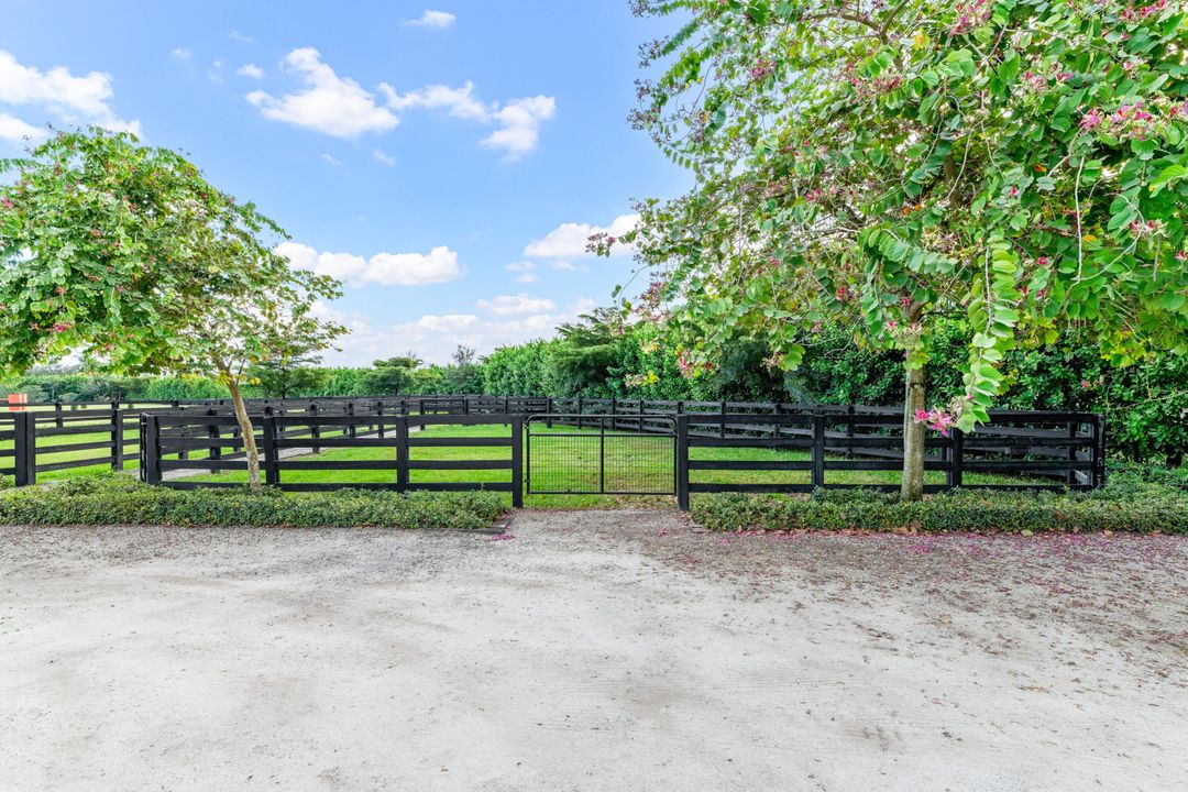 На продажу: $10,975,000 (11 спален, 8 ванн, 5981 Квадратных фут)