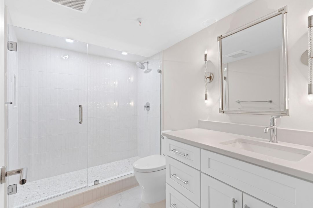 For Sale: $2,255,000 (3 beds, 2 baths, 2119 Square Feet)