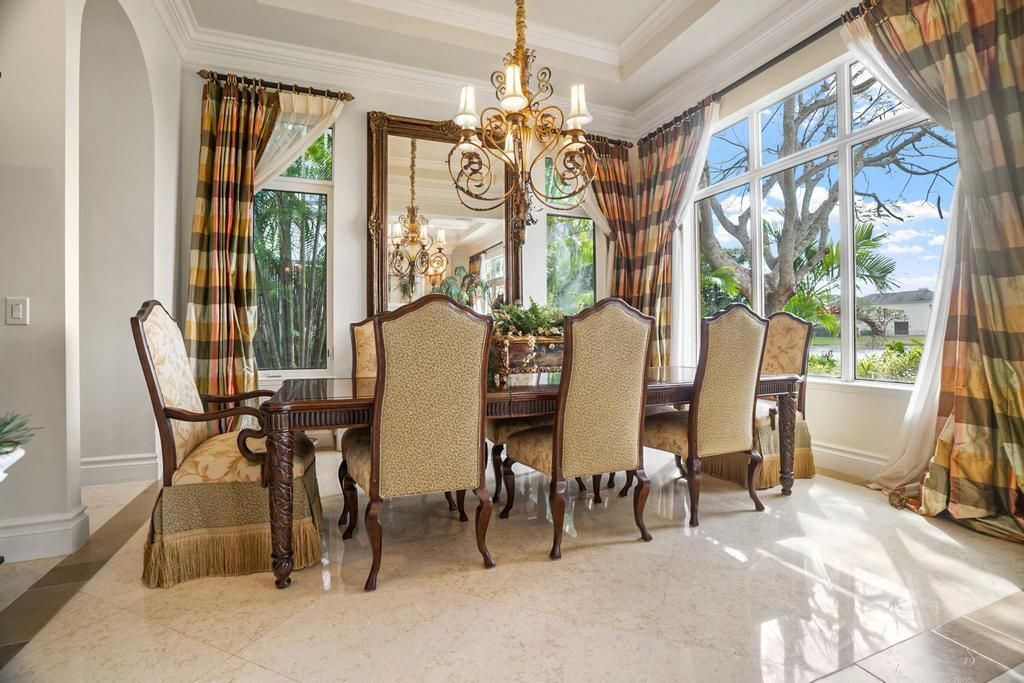 На продажу: $3,645,000 (6 спален, 6 ванн, 6496 Квадратных фут)