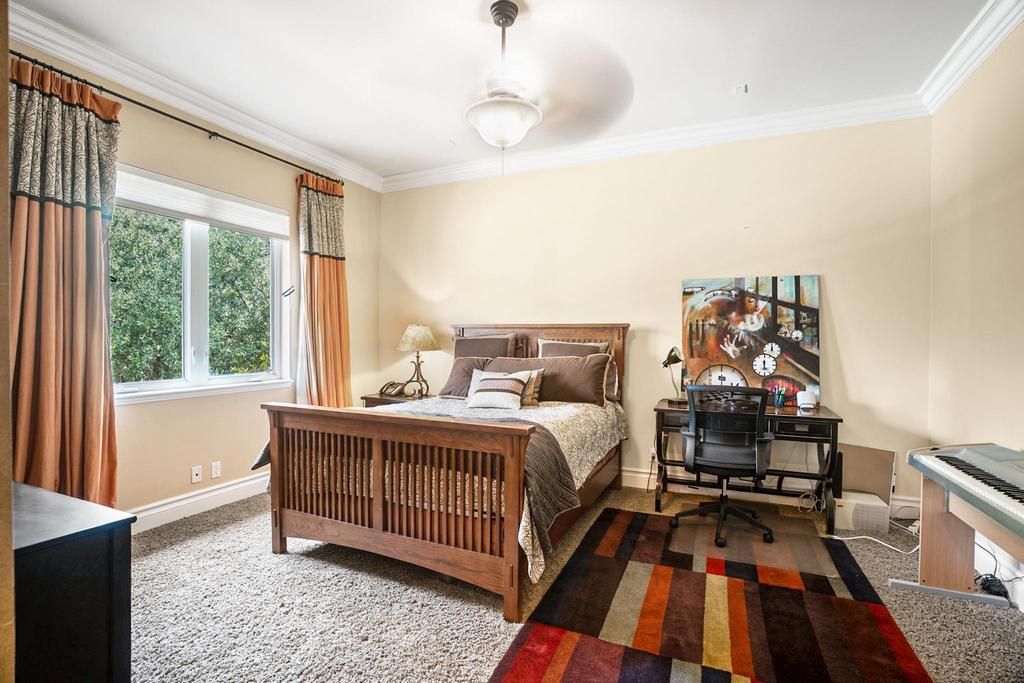 На продажу: $3,645,000 (6 спален, 6 ванн, 6496 Квадратных фут)