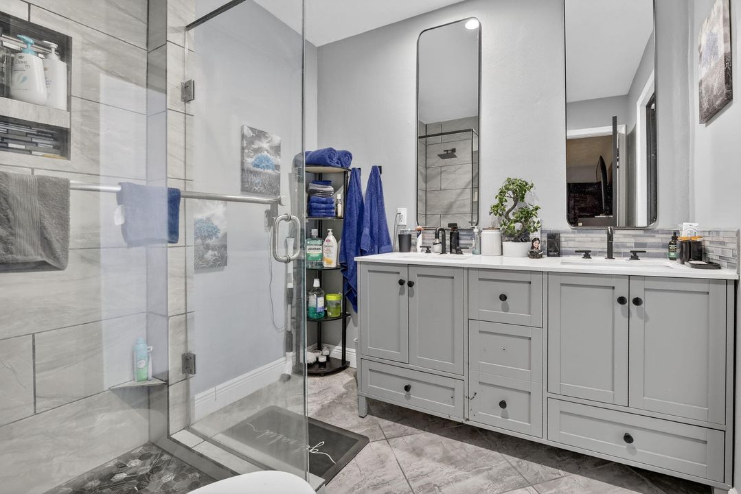 For Sale: $590,000 (3 beds, 2 baths, 1580 Square Feet)