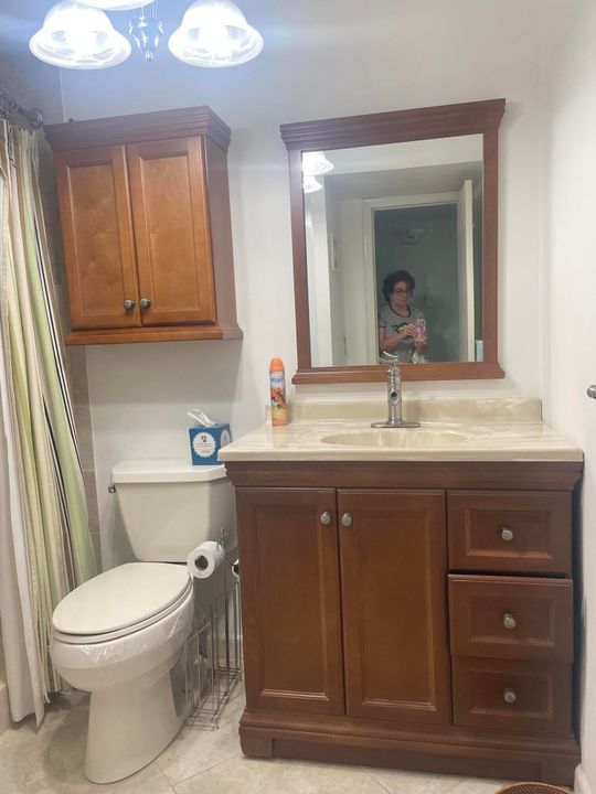 В аренду: $1,800 (2 спален, 2 ванн, 910 Квадратных фут)