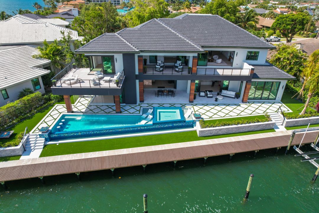 For Sale: $12,250,000 (5 beds, 6 baths, 7210 Square Feet)