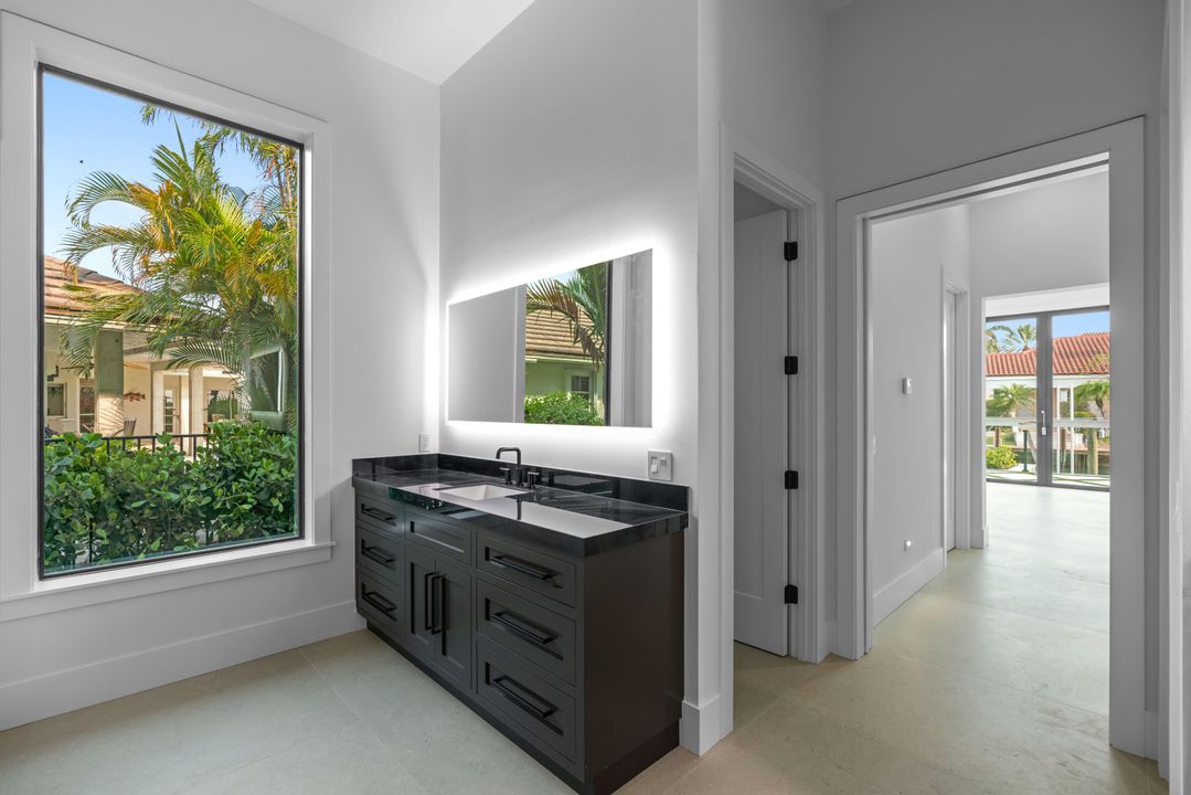 For Sale: $12,250,000 (5 beds, 6 baths, 7210 Square Feet)